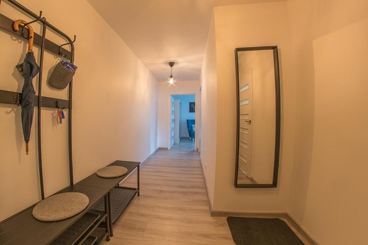 Apartament Oliwia Apartment เยเลเนียกูรา ภายนอก รูปภาพ